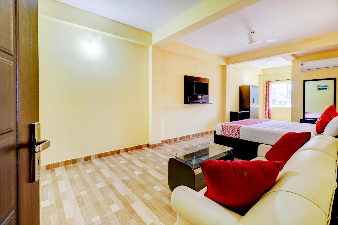Hotel Gaurika Residency Boarding & Lodging - Padubidri Zewnętrze zdjęcie
